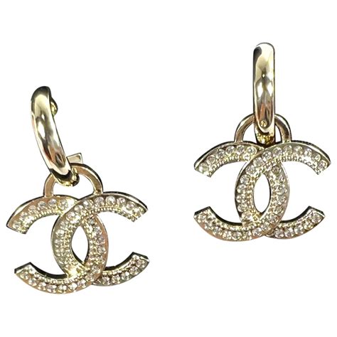 preowned chanel earrings.